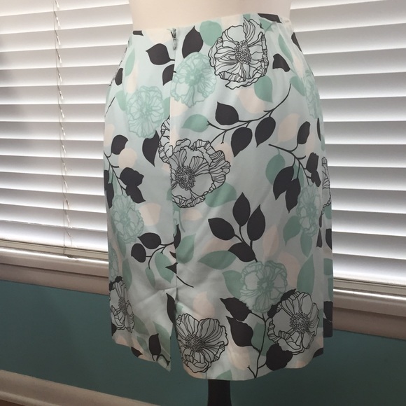 Ann Taylor Loft Silk Blend Floral Skirt Size 16 - Picture 6 of 8